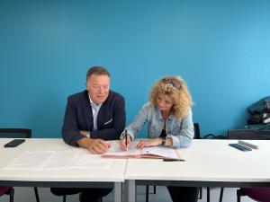 signature des 2 parties prenantes