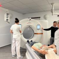 patient passant en scanner